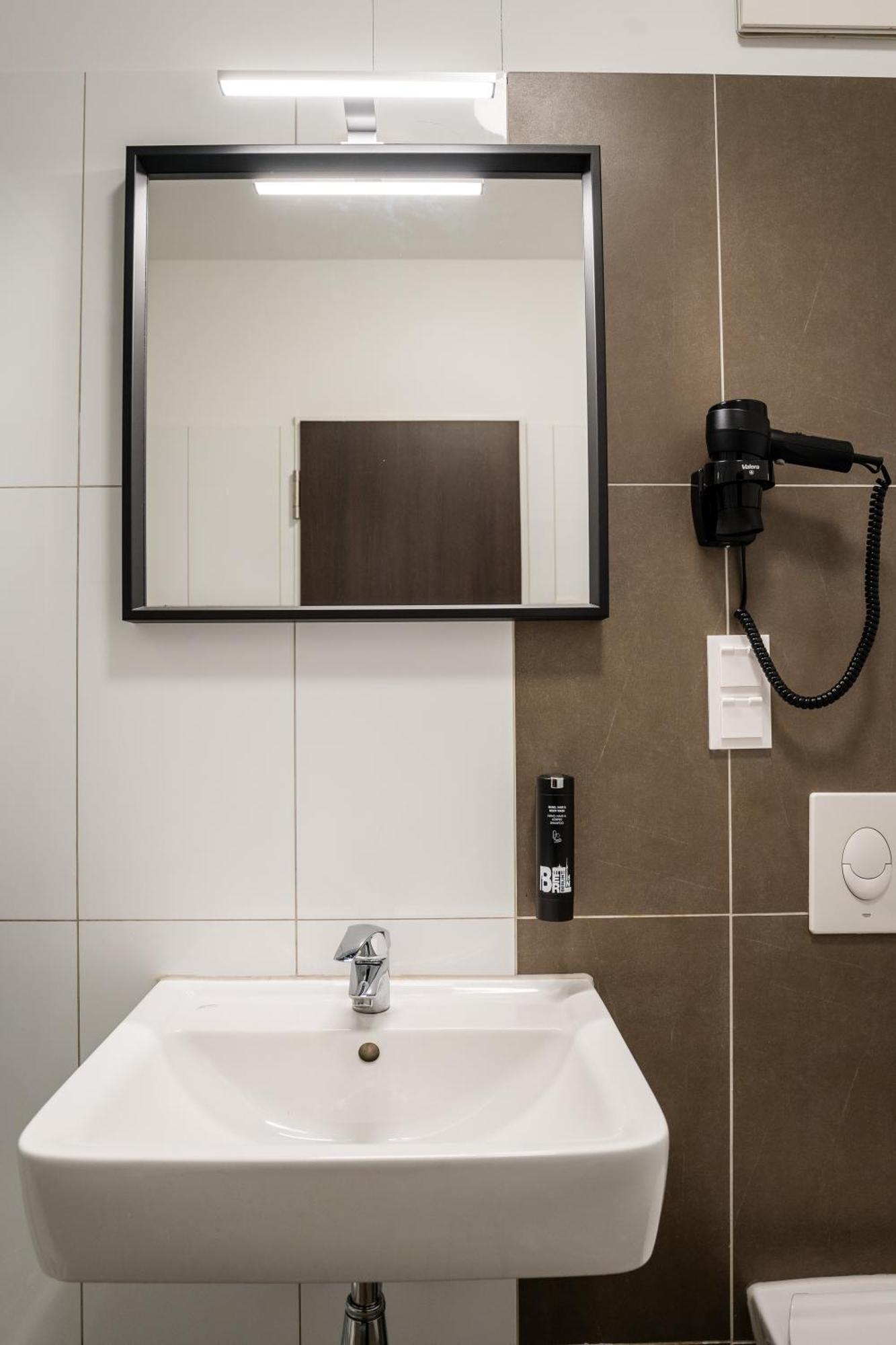 Apartmenthaus Berlin Neukoelln Kültér fotó